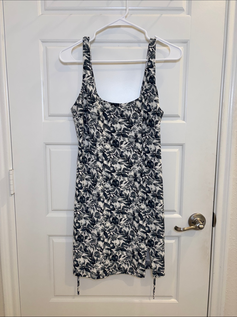 Abercrombie & Fitch Black White Fruit Print Midi Dress S